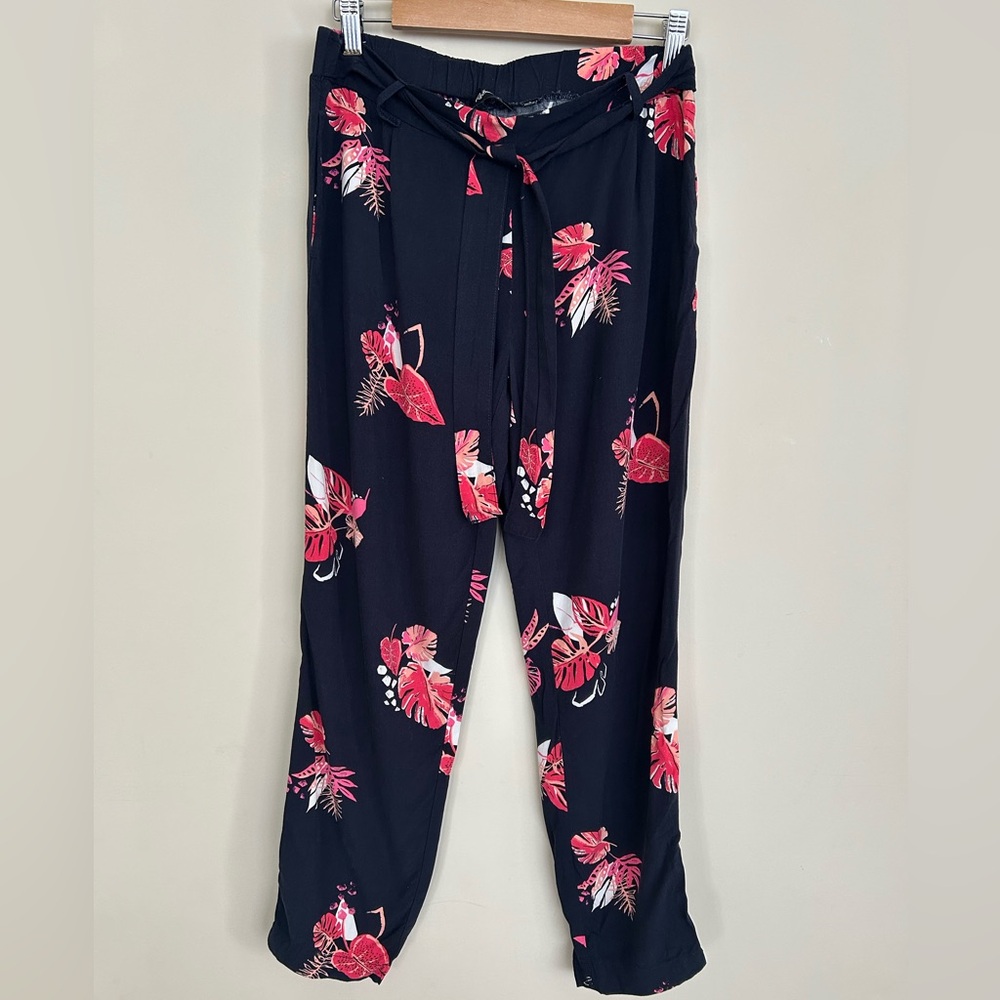 Reitman’s Navy Blue Lightweight Floral Pants, Size 4